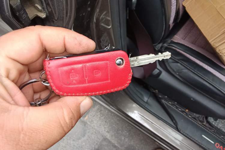 Used Nissan Qashqai 2017 2.0L CVT Elite Edition China V Standard Vehicle Key