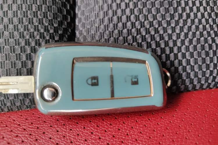 Used Nissan Qashqai 2017 2.0L CVT Smart Enjoyment Version China V Standard Vehicle Key