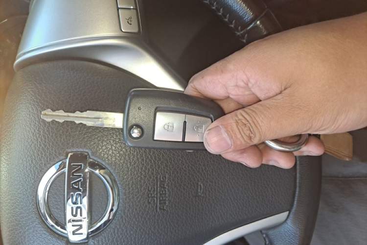 Used Nissan Qashqai 2017 2.0L CVT Smart Enjoyment Version China VI Standard Vehicle Key