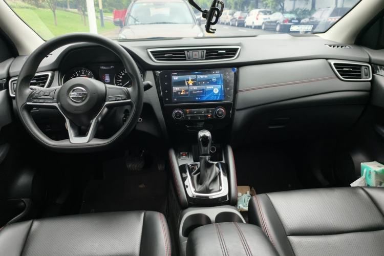 Used Nissan Qashqai 2019 2.0L CVT Smart Enjoyment Version Center Console