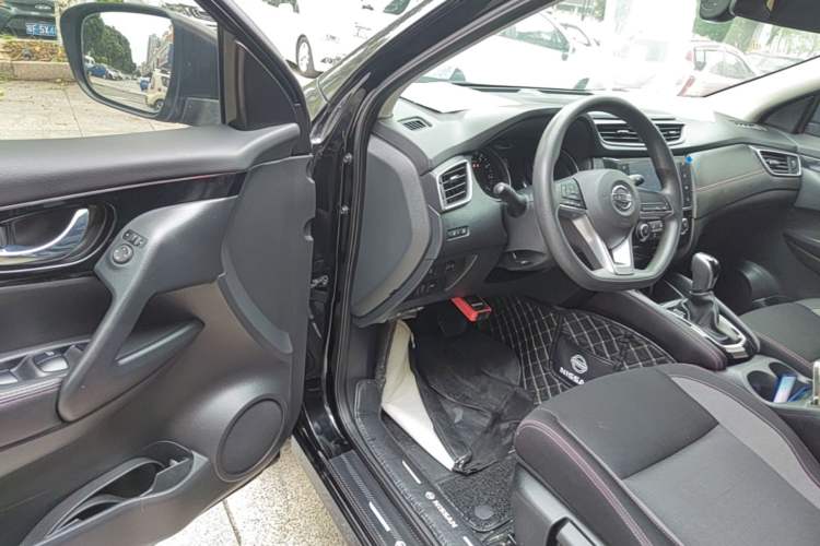 Used Nissan Qashqai 2019 2.0L CVT Smart Enjoyment Version Driver Seat