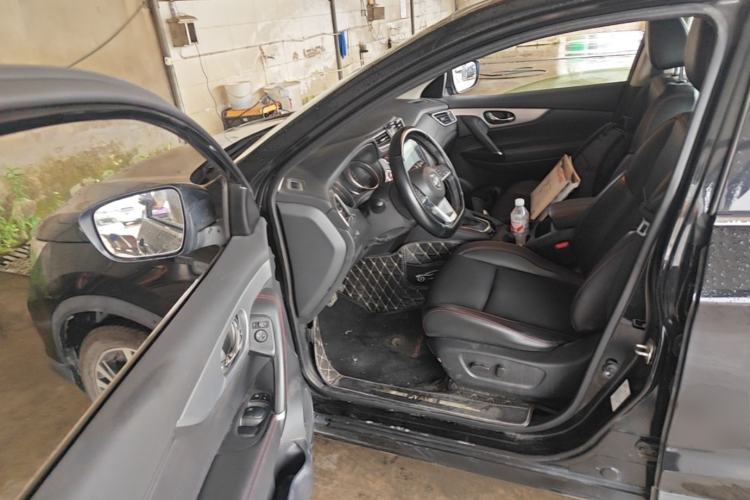 Used Nissan Qashqai 2019 2.0L CVT Luxury Edition Driver Seat