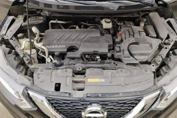 Used Nissan Qashqai 2019 2.0L CVT Smart Enjoyment Version Engine Bay