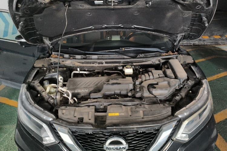 Used Nissan Qashqai 2019 2.0L CVT Luxury Edition Engine Bay