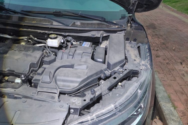 Used Nissan Qashqai 2019 2.0L CVT Smart Enjoyment Version Engine Bay Left