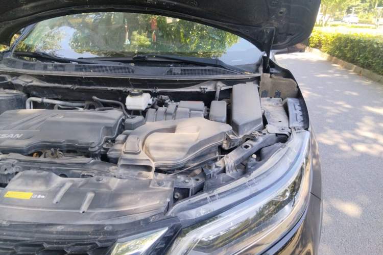 Used Nissan Qashqai 2019 2.0L CVT Luxury Edition Engine Bay Left