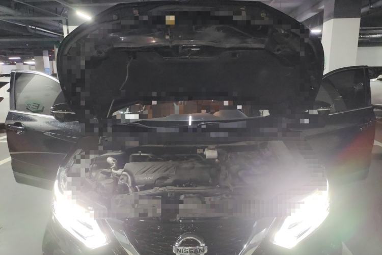 Used Nissan Qashqai 2019 2.0L CVT Luxury Edition Engine Bay