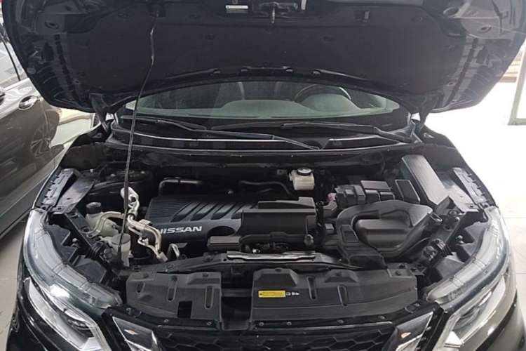 Used Nissan Qashqai 2019 2.0L CVT Luxury Edition Engine Bay
