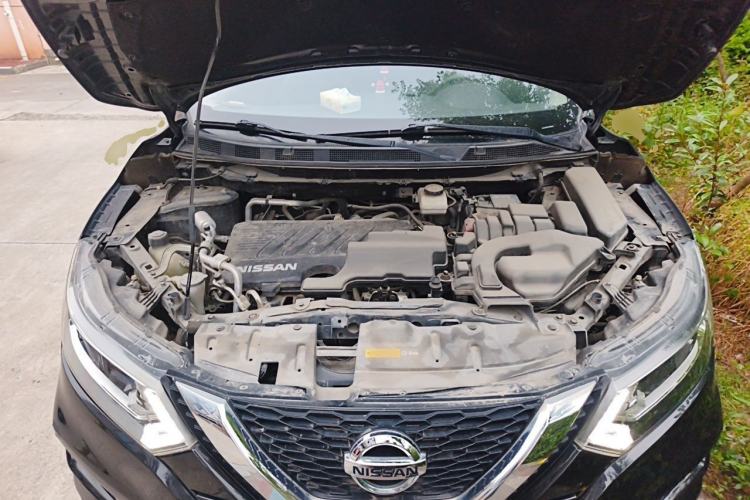 Used Nissan Qashqai 2019 2.0L CVT Smart Enjoyment Version Engine Bay