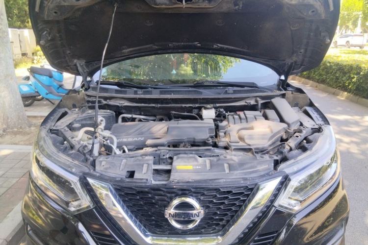 Used Nissan Qashqai 2019 2.0L CVT Luxury Edition Engine Bay