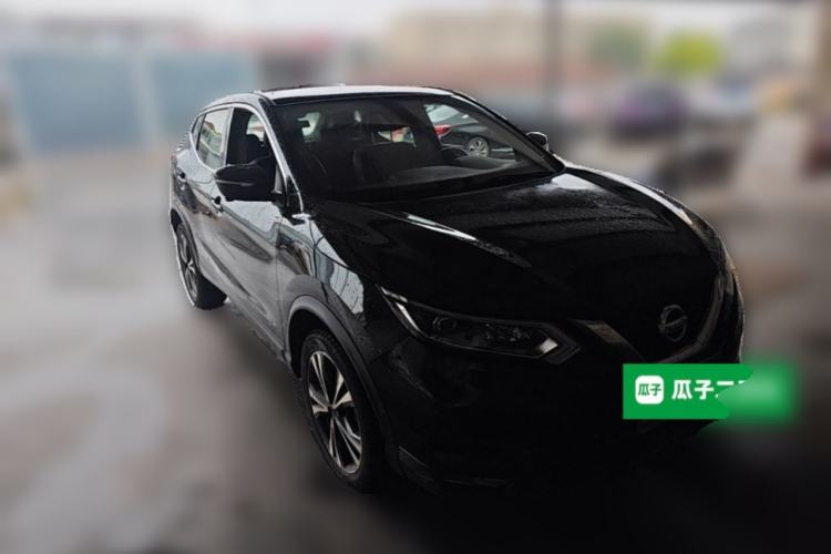Used Nissan Qashqai 2019 2.0L CVT Luxury Edition Front Right 45 Deg