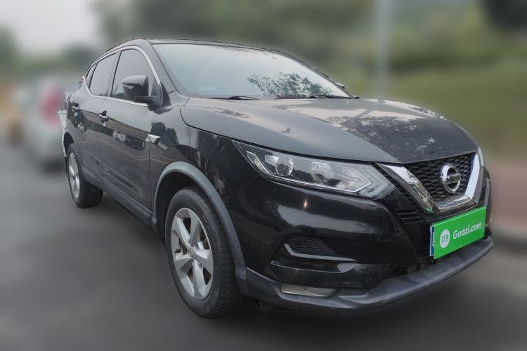 Used Nissan Qashqai 2019 2.0L CVT Smart Enjoyment Version Front Right 45 Deg