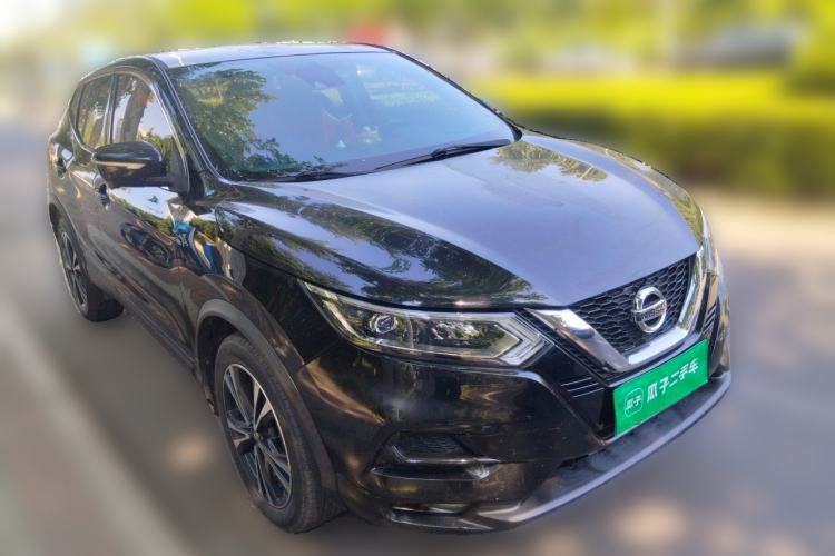 Used Nissan Qashqai 2019 2.0L CVT Luxury Edition Front Right 45 Deg