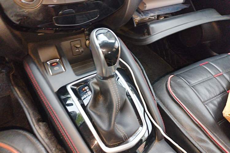 Used Nissan Qashqai 2019 2.0L CVT Smart Enjoyment Version Gear Lever