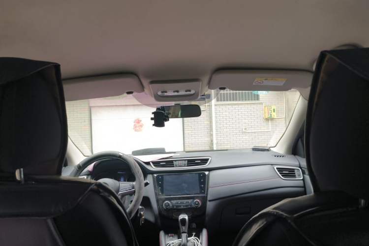 Used Nissan Qashqai 2019 2.0L CVT Smart Enjoyment Version Headliner