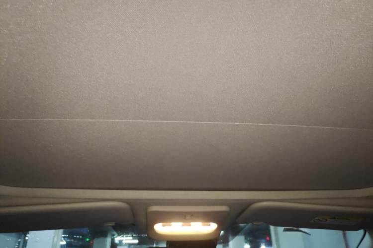 Used Nissan Qashqai 2019 2.0L CVT Luxury Edition Headliner