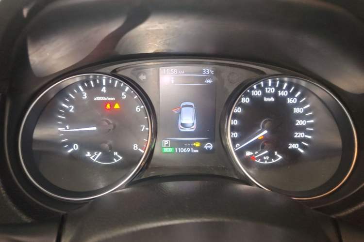Used Nissan Qashqai 2019 2.0L CVT Luxury Edition Instrument Cluster