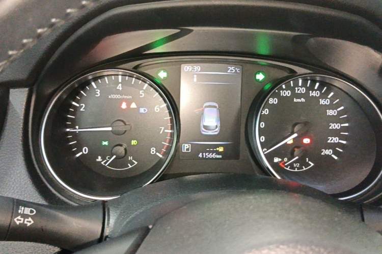 Used Nissan Qashqai 2019 2.0L CVT Luxury Edition Instrument Cluster
