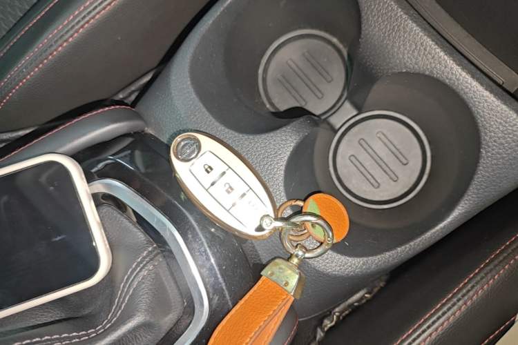 Used Nissan Qashqai 2019 2.0L CVT Luxury Edition Interior 1