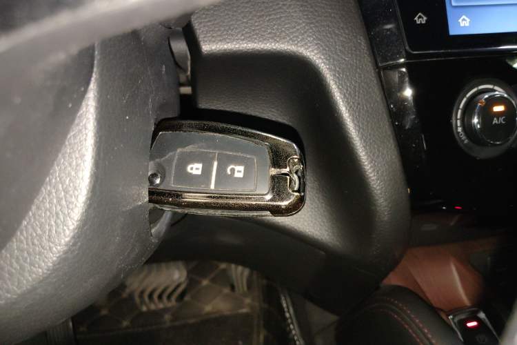 Used Nissan Qashqai 2019 2.0L CVT Smart Enjoyment Version Interior 1