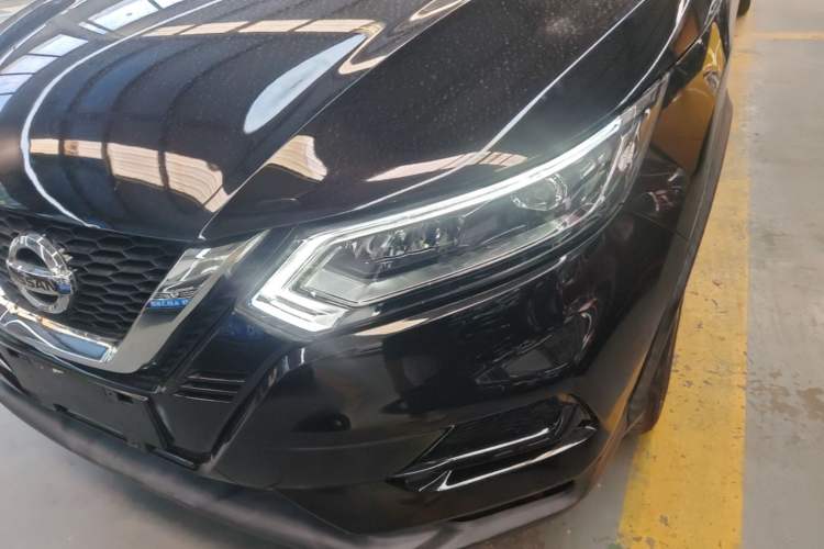 Used Nissan Qashqai 2019 2.0L CVT Luxury Edition Left Front Headlight