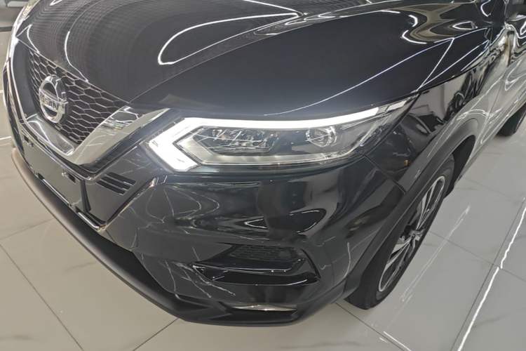 Used Nissan Qashqai 2019 2.0L CVT Luxury Edition Left Front Headlight
