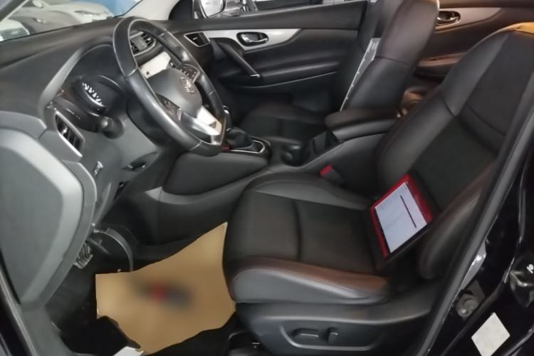 Used Nissan Qashqai 2019 2.0L CVT Luxury Edition Left Front Seat