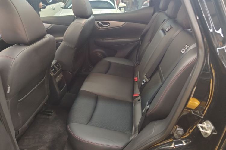 Used Nissan Qashqai 2019 2.0L CVT Luxury Edition Left Rear Seat