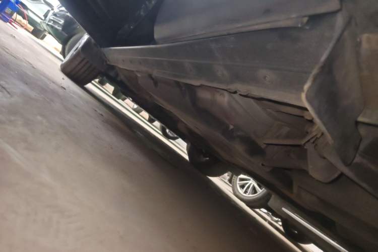 Used Nissan Qashqai 2019 2.0L CVT Luxury Edition Left Side Sill
