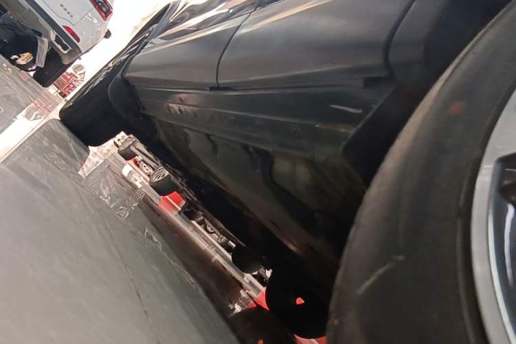 Used Nissan Qashqai 2019 2.0L CVT Luxury Edition Left Side Sill