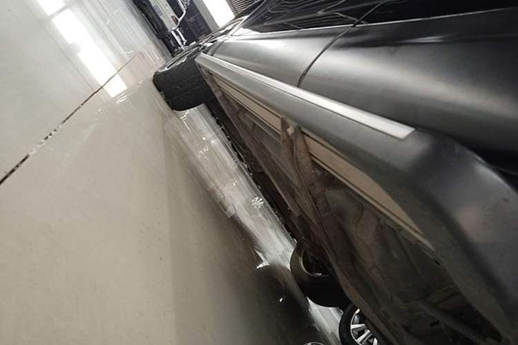 Used Nissan Qashqai 2019 2.0L CVT Luxury Edition Left Side Sill