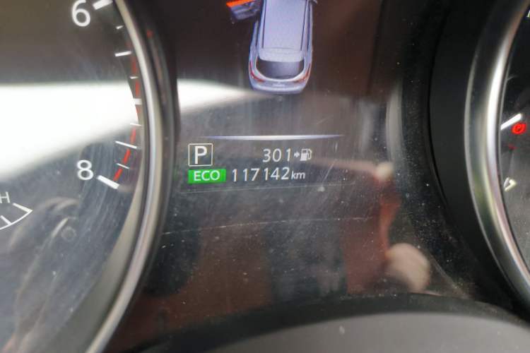 Used Nissan Qashqai 2019 2.0L CVT Smart Enjoyment Version Odometer Close Up