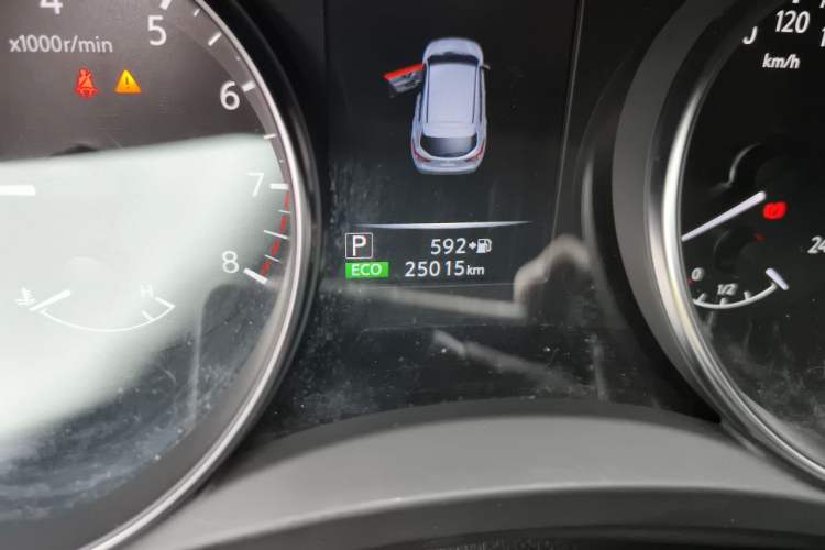 Used Nissan Qashqai 2019 2.0L CVT Smart Enjoyment Version Odometer Close Up