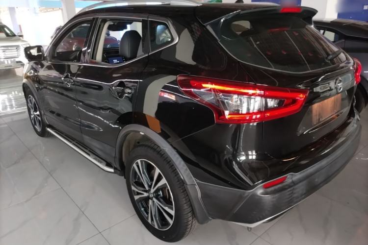 Used Nissan Qashqai 2019 2.0L CVT Luxury Edition Rear Left 45 Deg