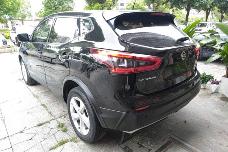 Used Nissan Qashqai 2019 2.0L CVT Smart Enjoyment Version Rear Left 45 Deg
