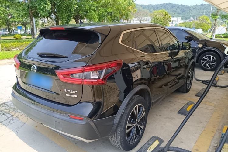 Used Nissan Qashqai 2019 2.0L CVT Luxury Edition Rear Right 45 Deg