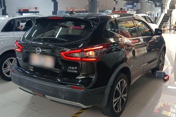 Used Nissan Qashqai 2019 2.0L CVT Luxury Edition Rear Right 45 Deg