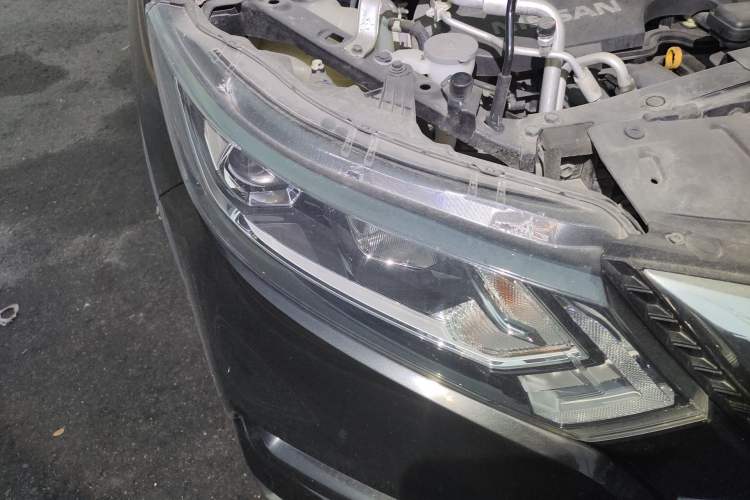 Used Nissan Qashqai 2019 2.0L CVT Smart Enjoyment Version Right Front Headlight