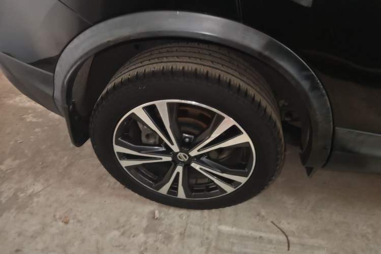 Used Nissan Qashqai 2019 2.0L CVT Luxury Edition Right Rear Wheel Hub