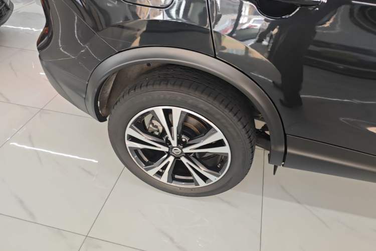 Used Nissan Qashqai 2019 2.0L CVT Luxury Edition Right Rear Wheel Hub