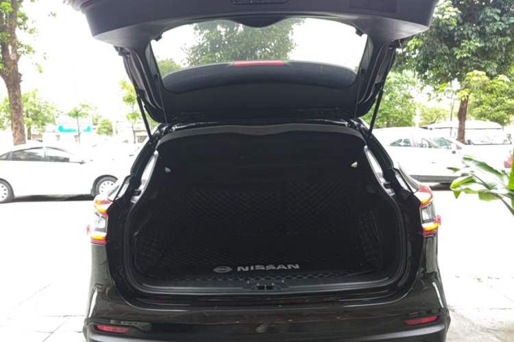 Used Nissan Qashqai 2019 2.0L CVT Smart Enjoyment Version Trunk