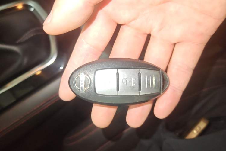 Used Nissan Qashqai 2019 2.0L CVT Luxury Edition Vehicle Key