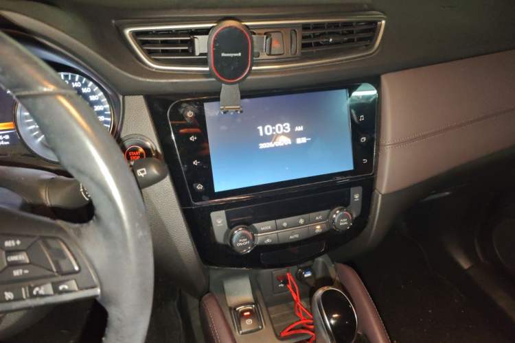 Used Nissan Qashqai 2019 2.0L CVT Flagship Edition Audio And AC Panel
