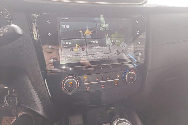 Used Nissan Qashqai 2019 2.0L CVT Smart Enjoyment Version Audio And AC Panel