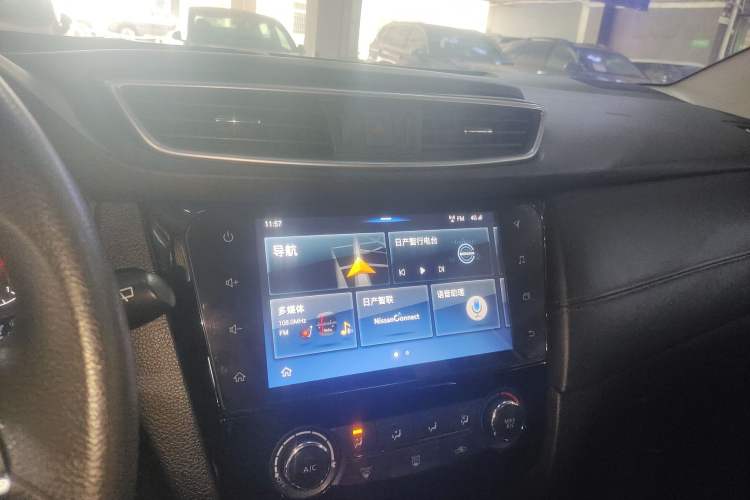 Used Nissan Qashqai 2019 2.0L CVT Smart Enjoyment Version Audio And AC Panel