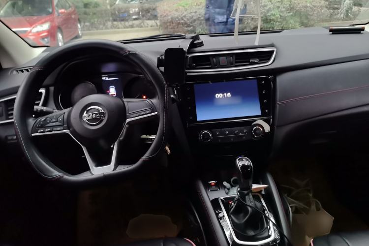 Used Nissan Qashqai 2019 2.0L CVT Smart Enjoyment Version Center Console