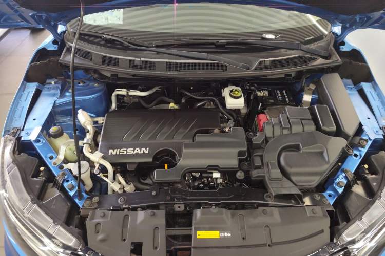 Used Nissan Qashqai 2019 2.0L CVT Luxury Edition Engine Bay