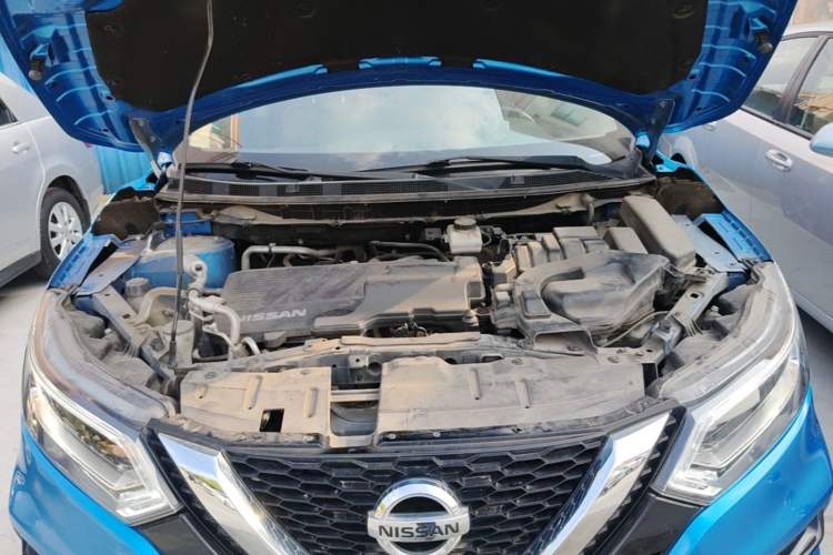 Used Nissan Qashqai 2019 2.0L CVT Luxury Edition Engine Bay
