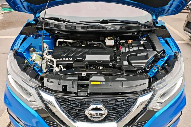 Used Nissan Qashqai 2019 2.0L CVT Luxury Edition Engine Bay