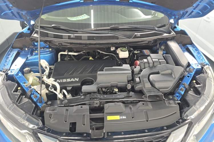 Used Nissan Qashqai 2019 2.0L CVT Luxury Edition Engine Bay